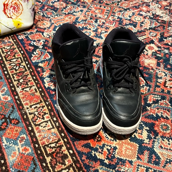 Air Jordan - Picture 1 of 4